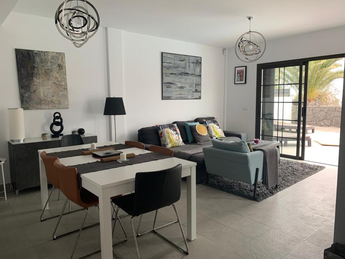 קוסטה טגוויסה Modern Villa With Sea Views מראה חיצוני תמונה